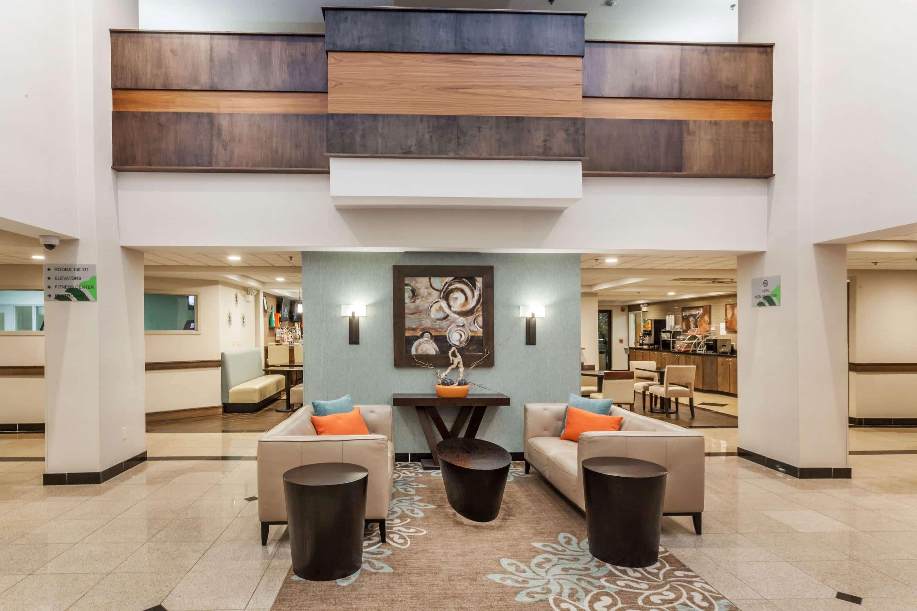 Hotel Wingate by Wyndham Schaumburg Exterior foto