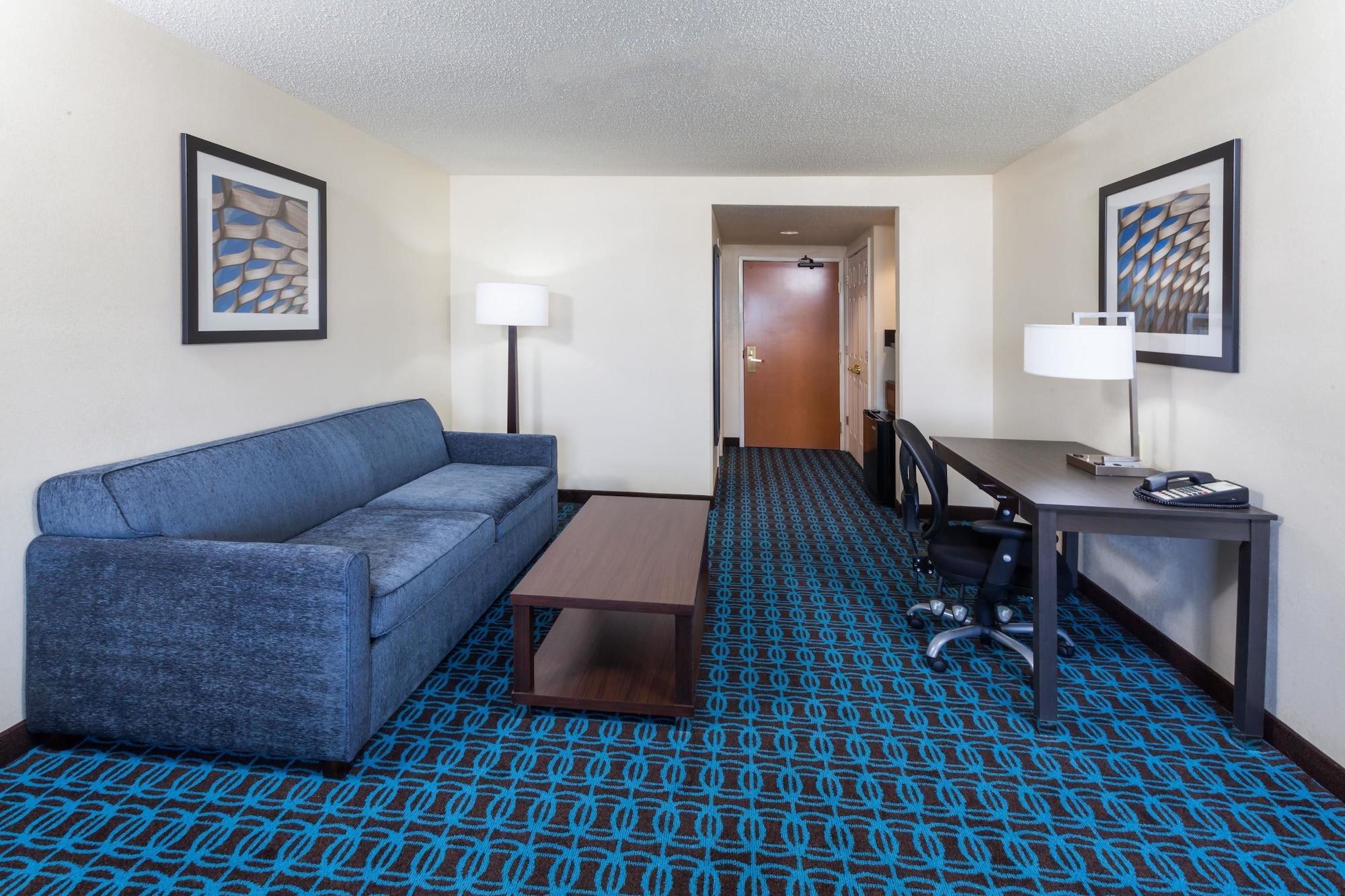Hotel Wingate by Wyndham Schaumburg Exterior foto