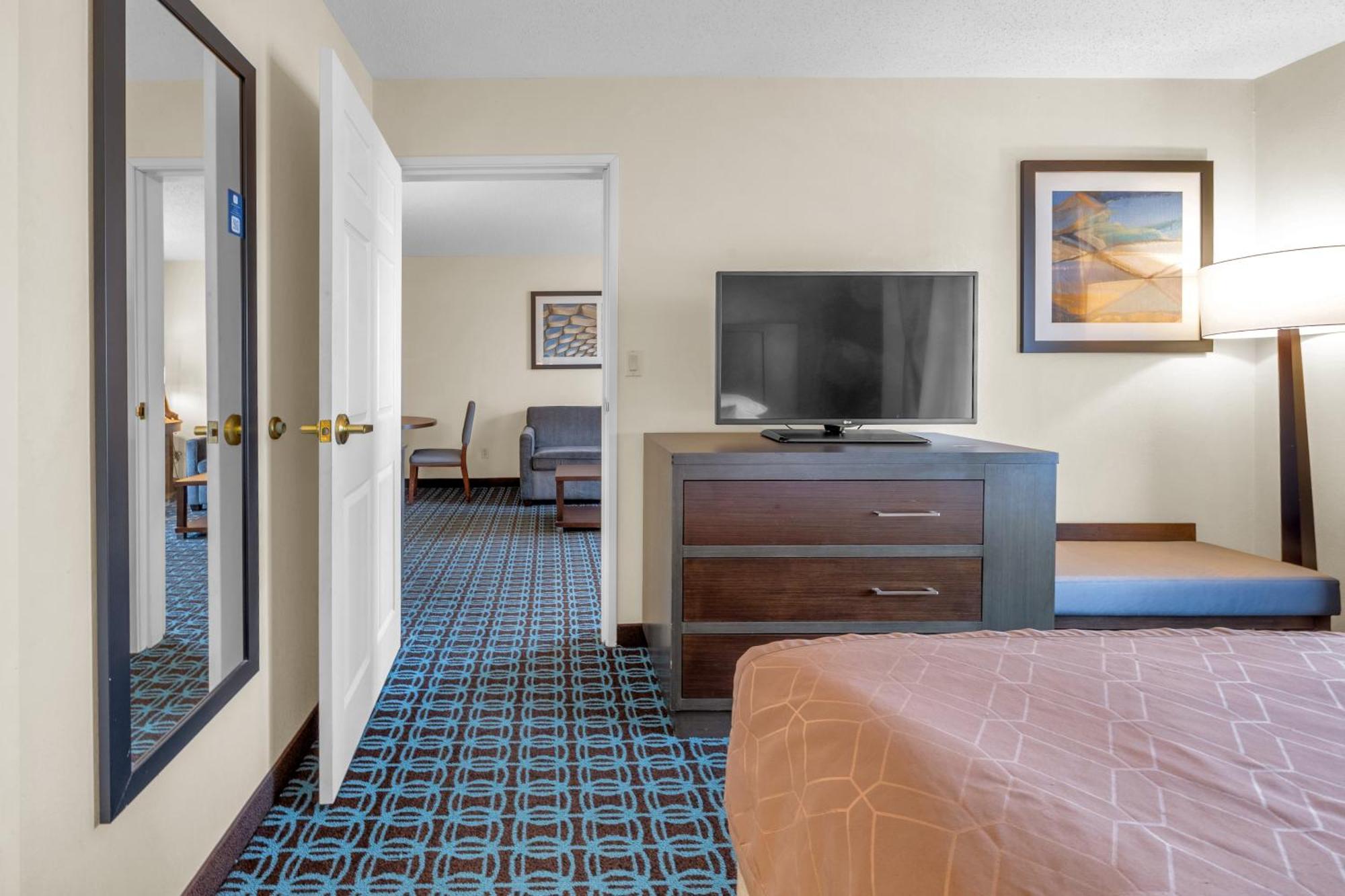 Hotel Wingate by Wyndham Schaumburg Zimmer foto
