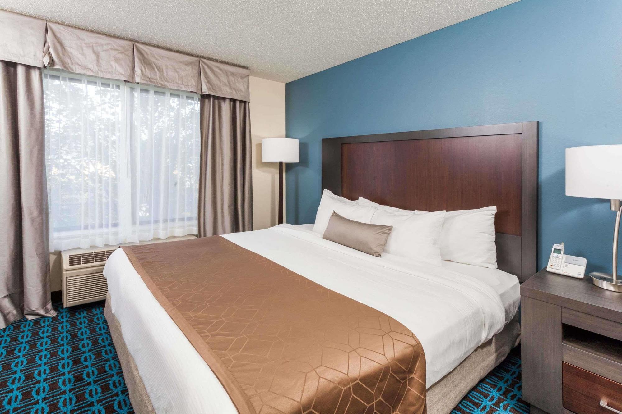 Hotel Wingate by Wyndham Schaumburg Exterior foto